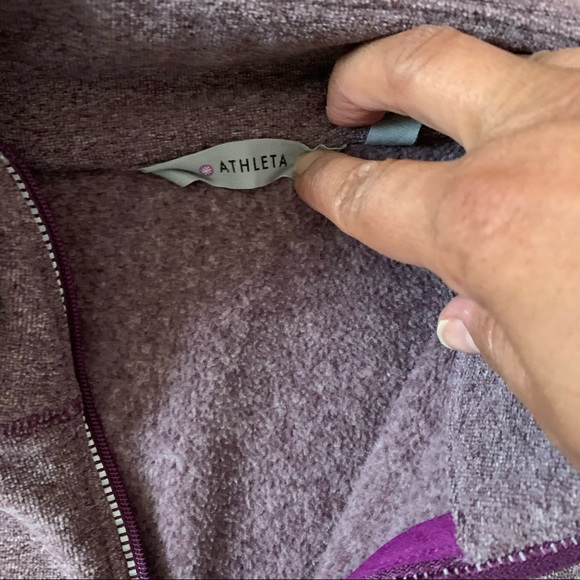 Athleta 1/2 zip pullover - Picture 5 of 7